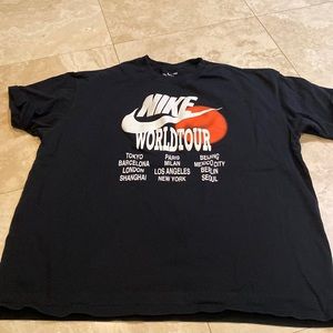 Nike Men’s Shirt